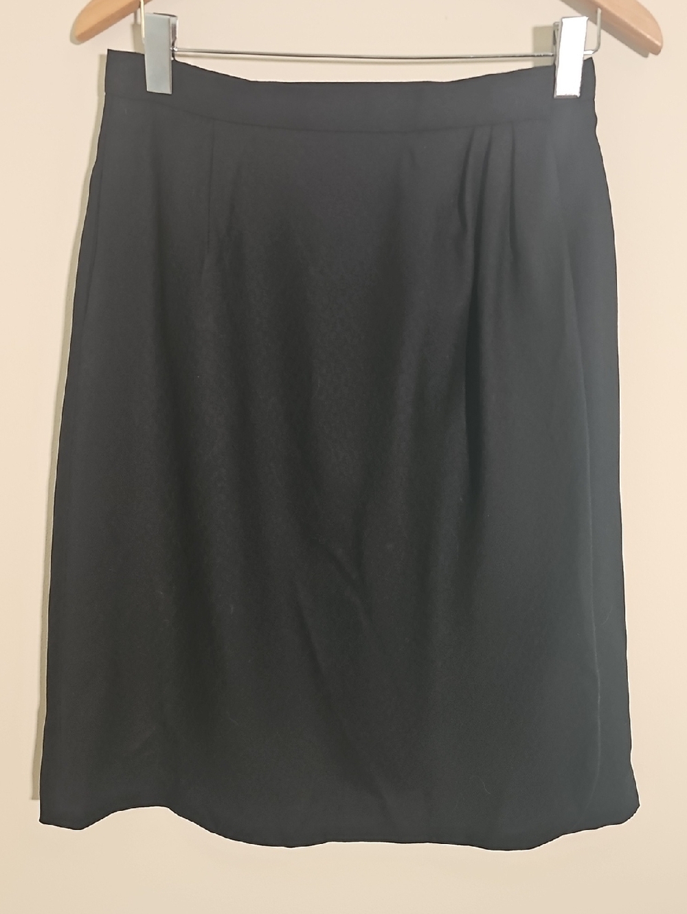 Vintage Saks Fifth Ave Black Women’s‎ Pure Wool Wrap Skirt. Made In JAPAN Sz 12